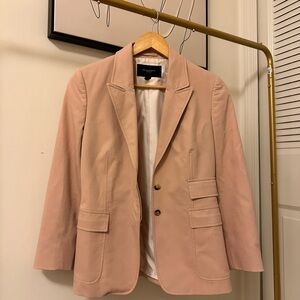 Burberry Pink Blazer with Notched Lapels and Fitted Silhouette